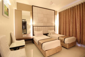 Гостиница Hotel Silver Inn LLP  Аурангабад